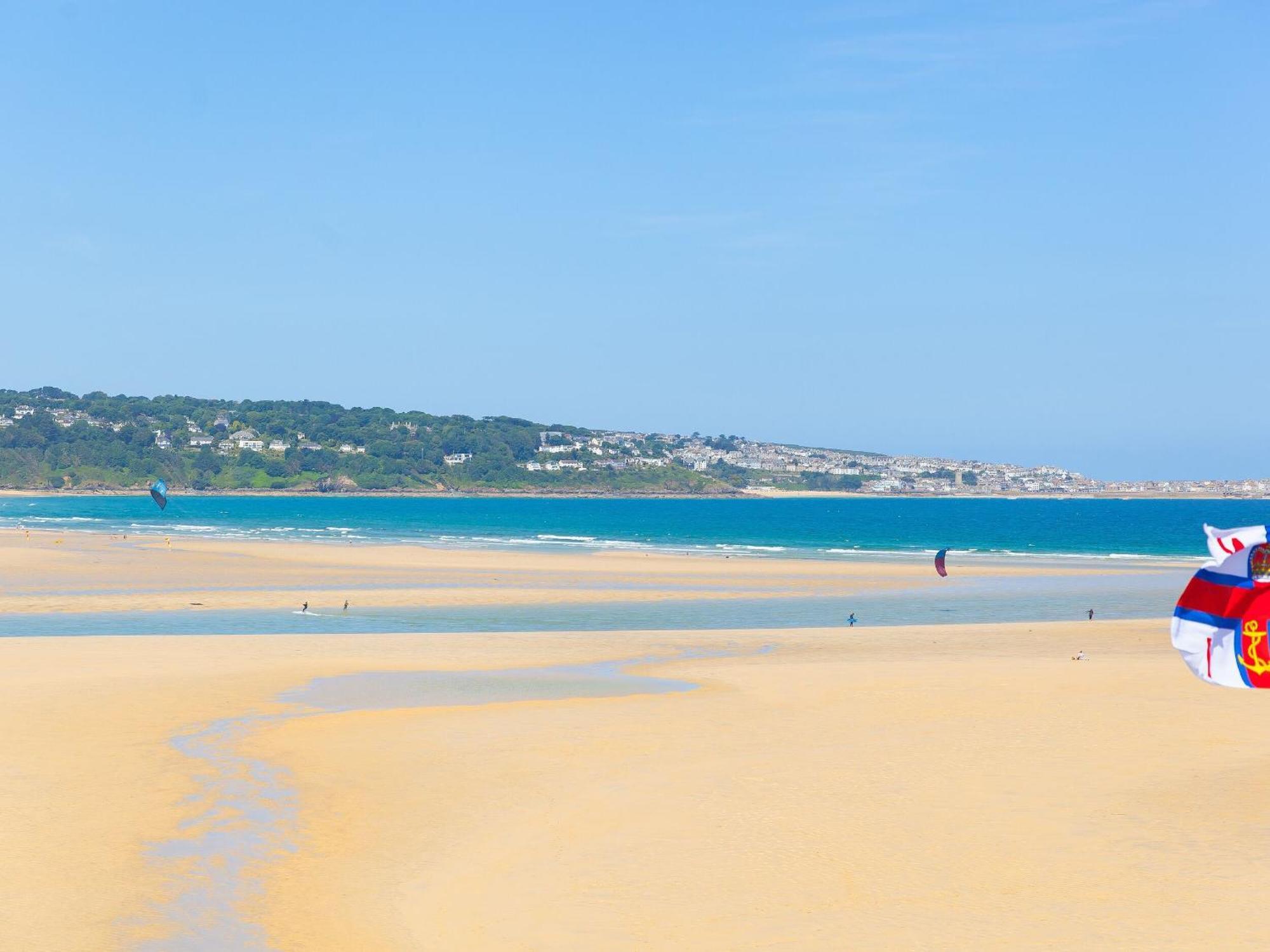 1 Queensway Gardens Hayle Exterior foto